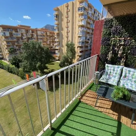 Minerva, One Bedroom Family Apartment, Great Location, Pool With Water Slides, Sleeps 4 *